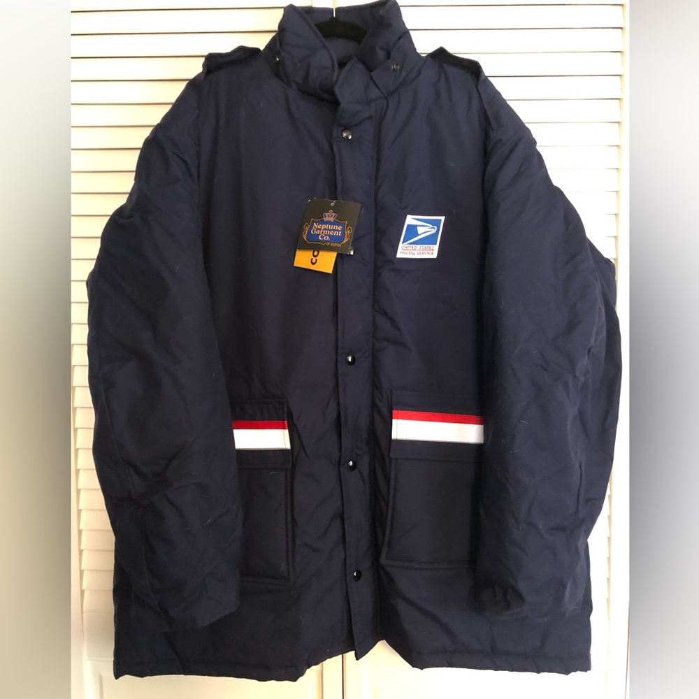NWT Mens USPS Heavyweight jacket. XXL Long. Navy. Removable hood.